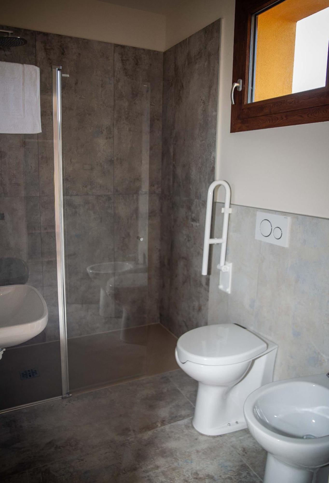 Agriturismo Corte Casa Erminia Colà Eksteriør billede