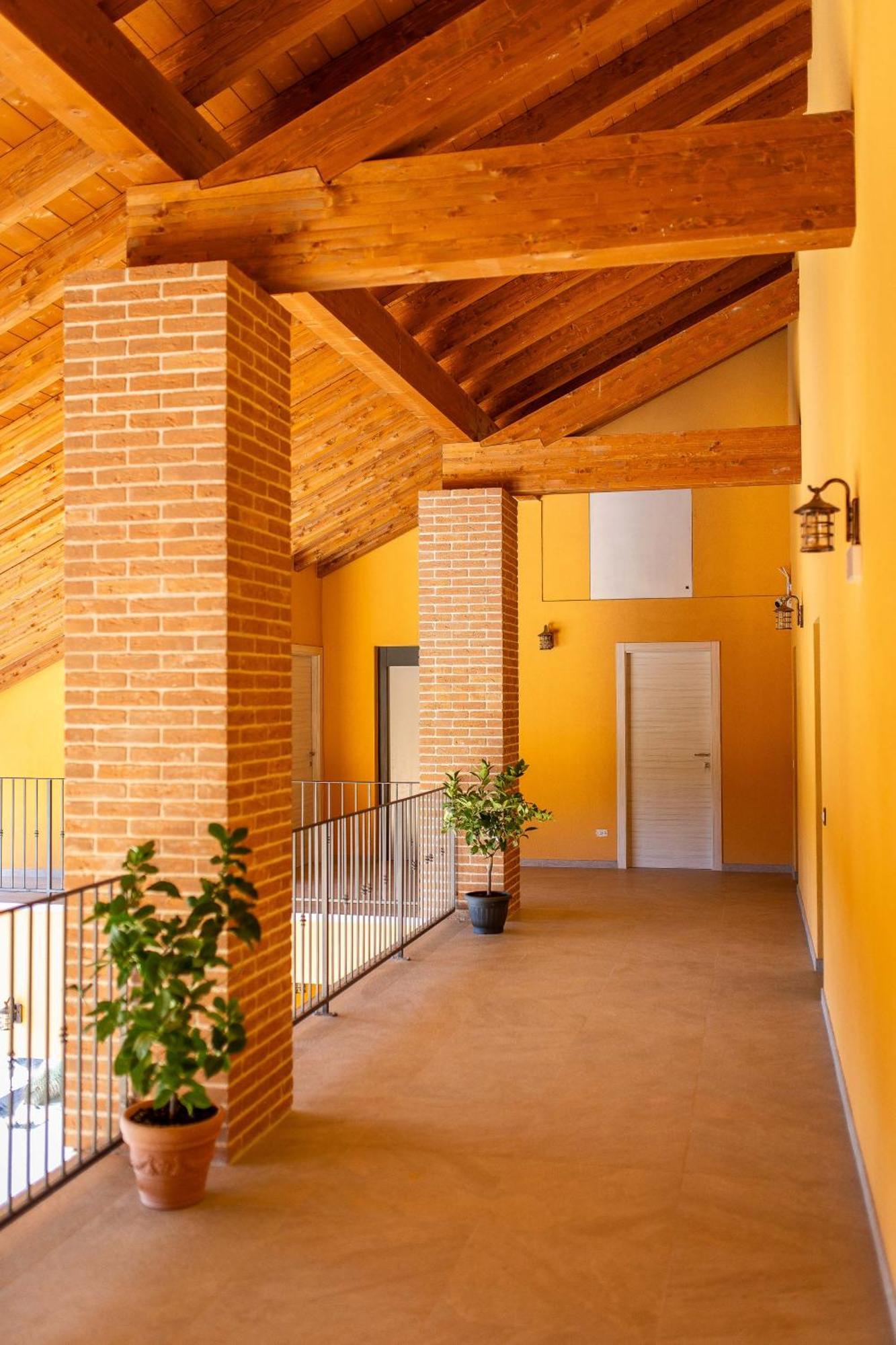 Agriturismo Corte Casa Erminia Colà Eksteriør billede