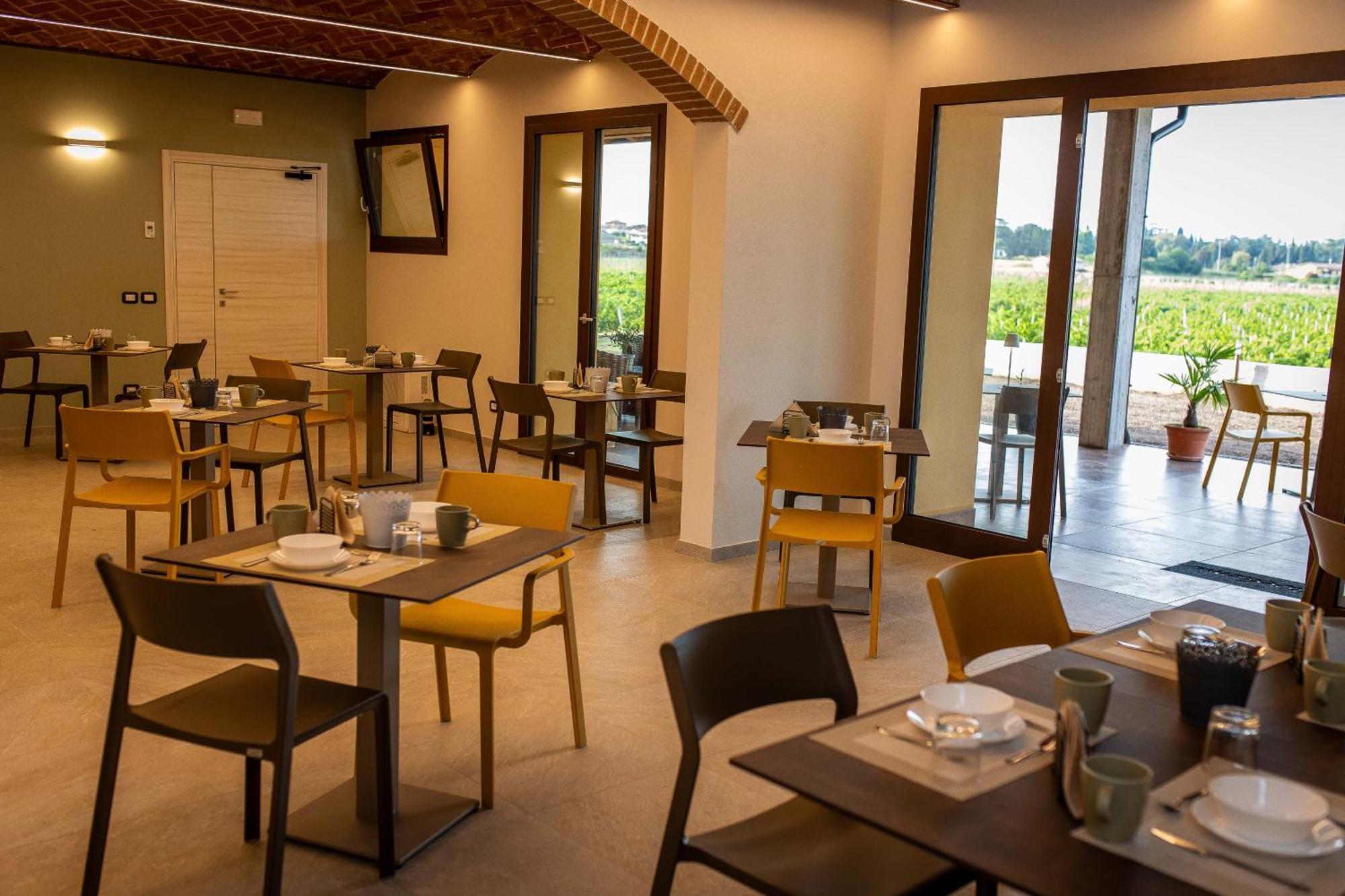 Agriturismo Corte Casa Erminia Colà Eksteriør billede