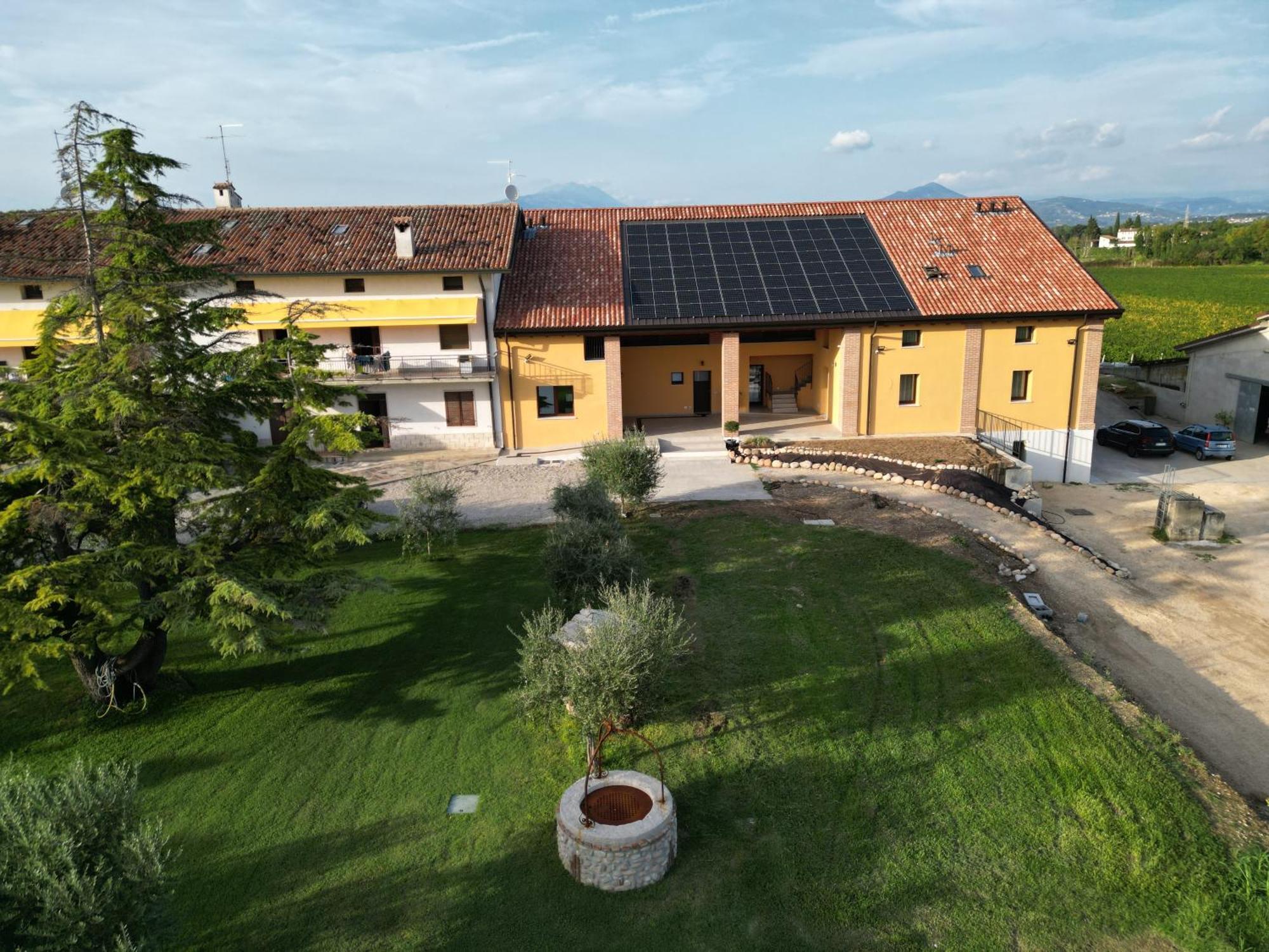 Agriturismo Corte Casa Erminia Colà Eksteriør billede